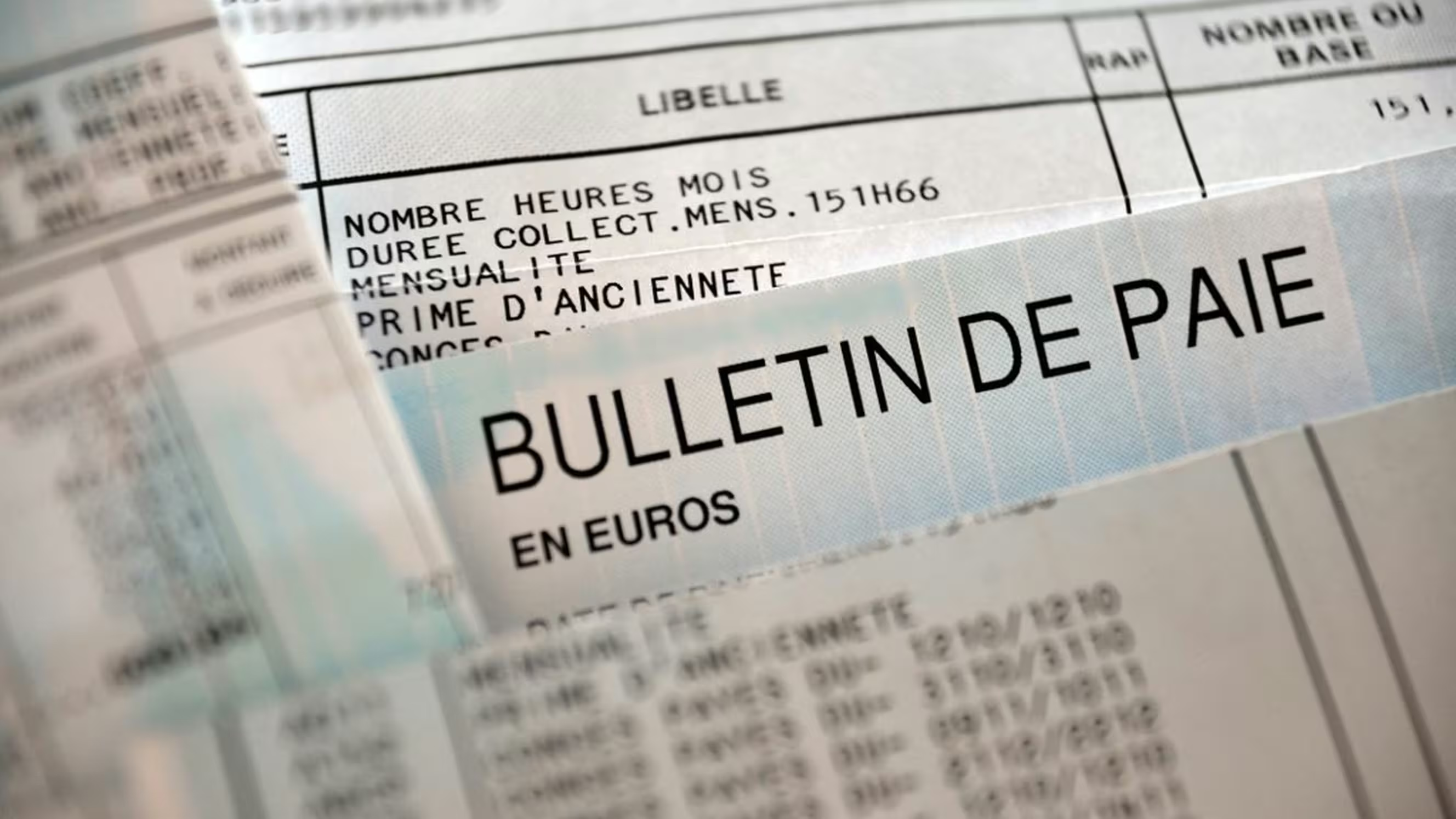Salaires en 2027 : Une légère hausse prévue, mais le pouvoir d’achat reste sous pression